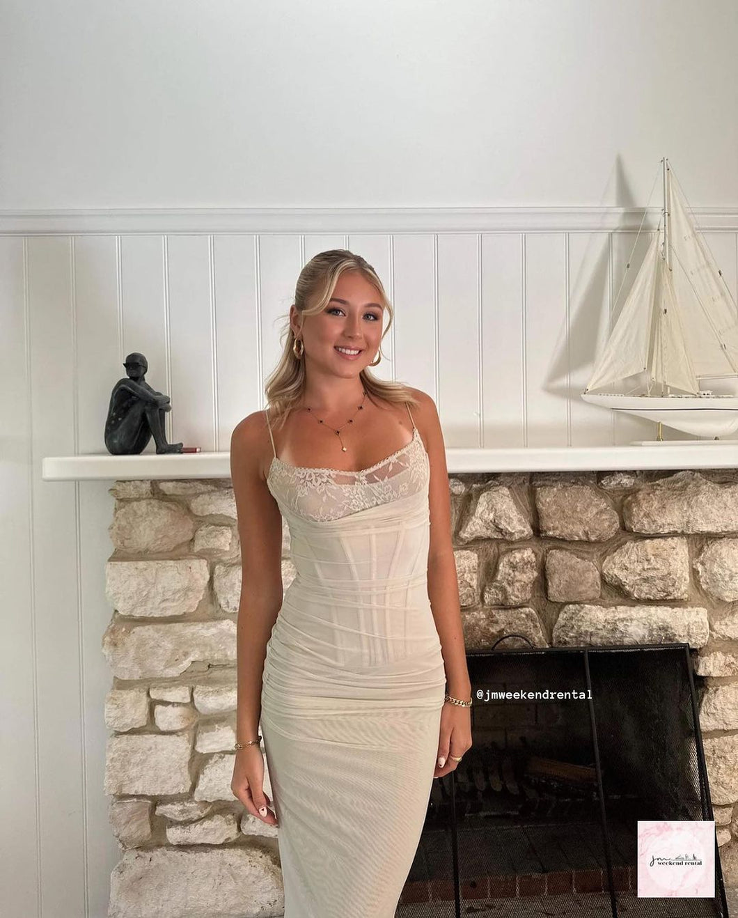 HOUSE OF CB NALINI DRESS SAND