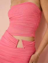 Load image into Gallery viewer, BEC AND BRIDGE IONA STRAPLESS MIDI DRESS GRAPEFRUIT PINK
