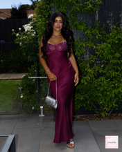 Load image into Gallery viewer, I AM DELILAH JADE MAXI DRESS BERRY
