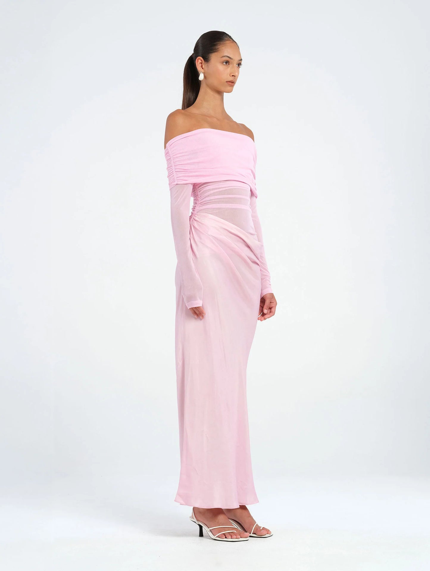 BENNI YASMIN OFF SHOULDER MAXI DRESS PINK