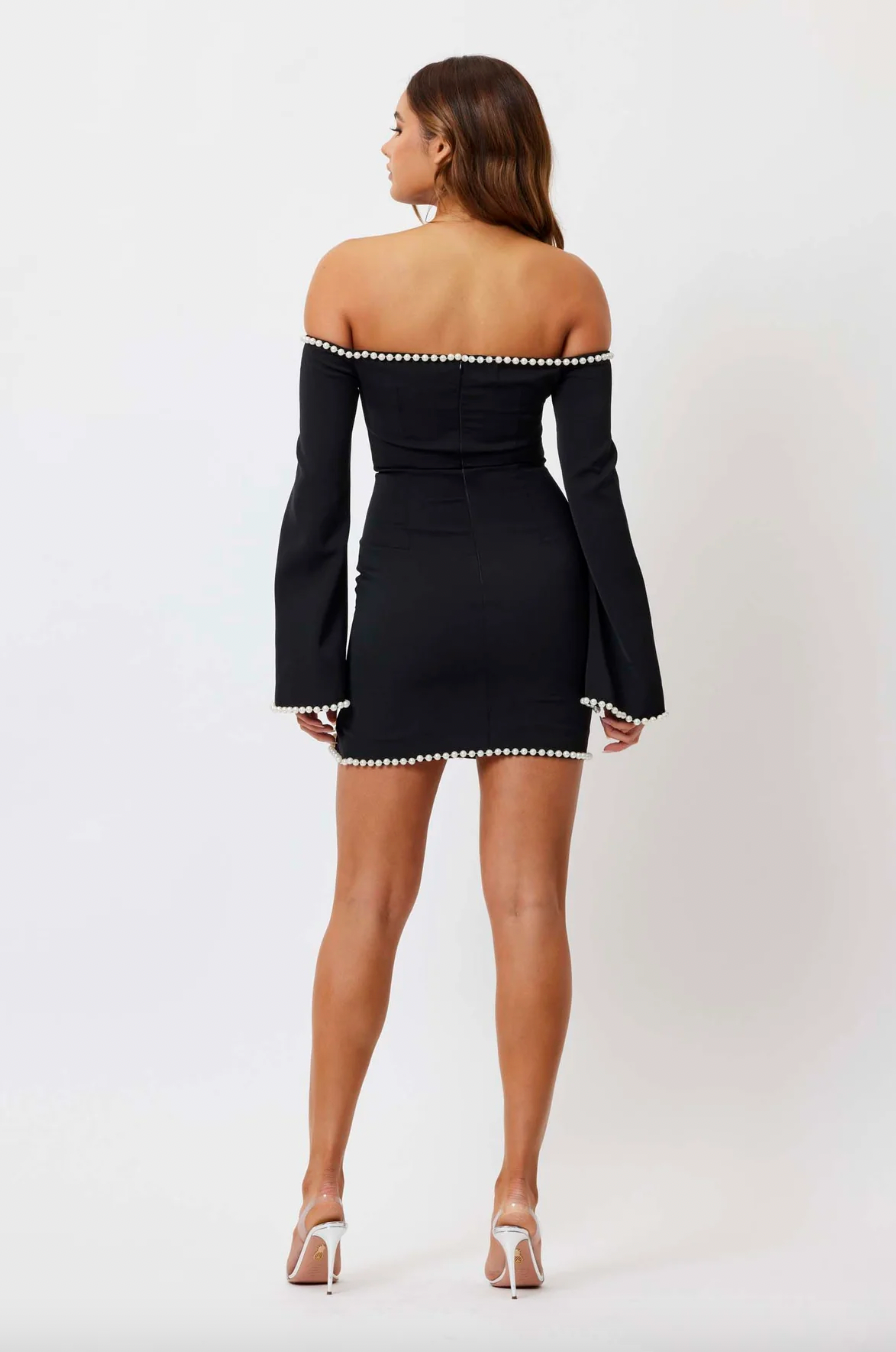 BIANCA AND BRIDGETT SHAYLEE BELL SLEEVE DRESS