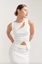 Load image into Gallery viewer, HENNE ROMEE KNIT SET WHITE
