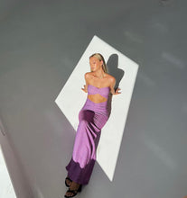 Load image into Gallery viewer, WAREHOUSE SALE: HNTR THE LABEL YASMIN SHIMMER GOWN PURPLE
